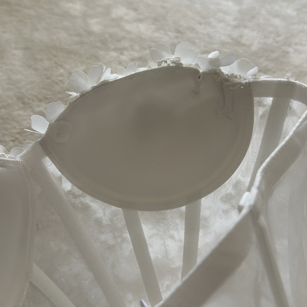 Strapless White Floral Appliqué Wedding Dress - Picture 6 of 9